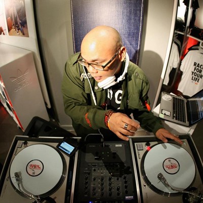 5 Remixes for Spring by Neil Armstrong