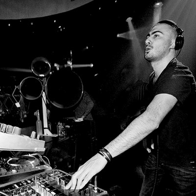Manuel de la Mare Interview