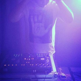 Still Dre X Cannonball by Dr Dre vs Showtek Download