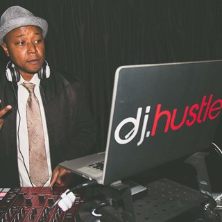 I Get Cash by DJ Hustle & Reali T Download