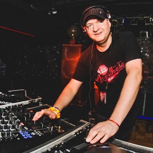 Interview with DJ Dan at Digital DJ Pool