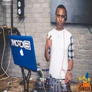 Play by Tommy Gunz ft Serani Download