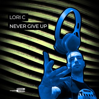 Never Give Up by Lori C Download
